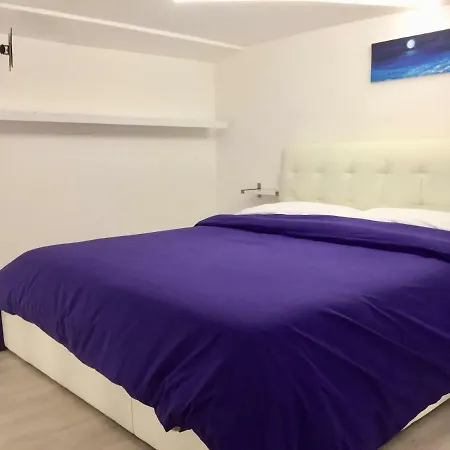 Il Viaggiatore Via Indipendenza 2 Nocleg ze śniadaniem